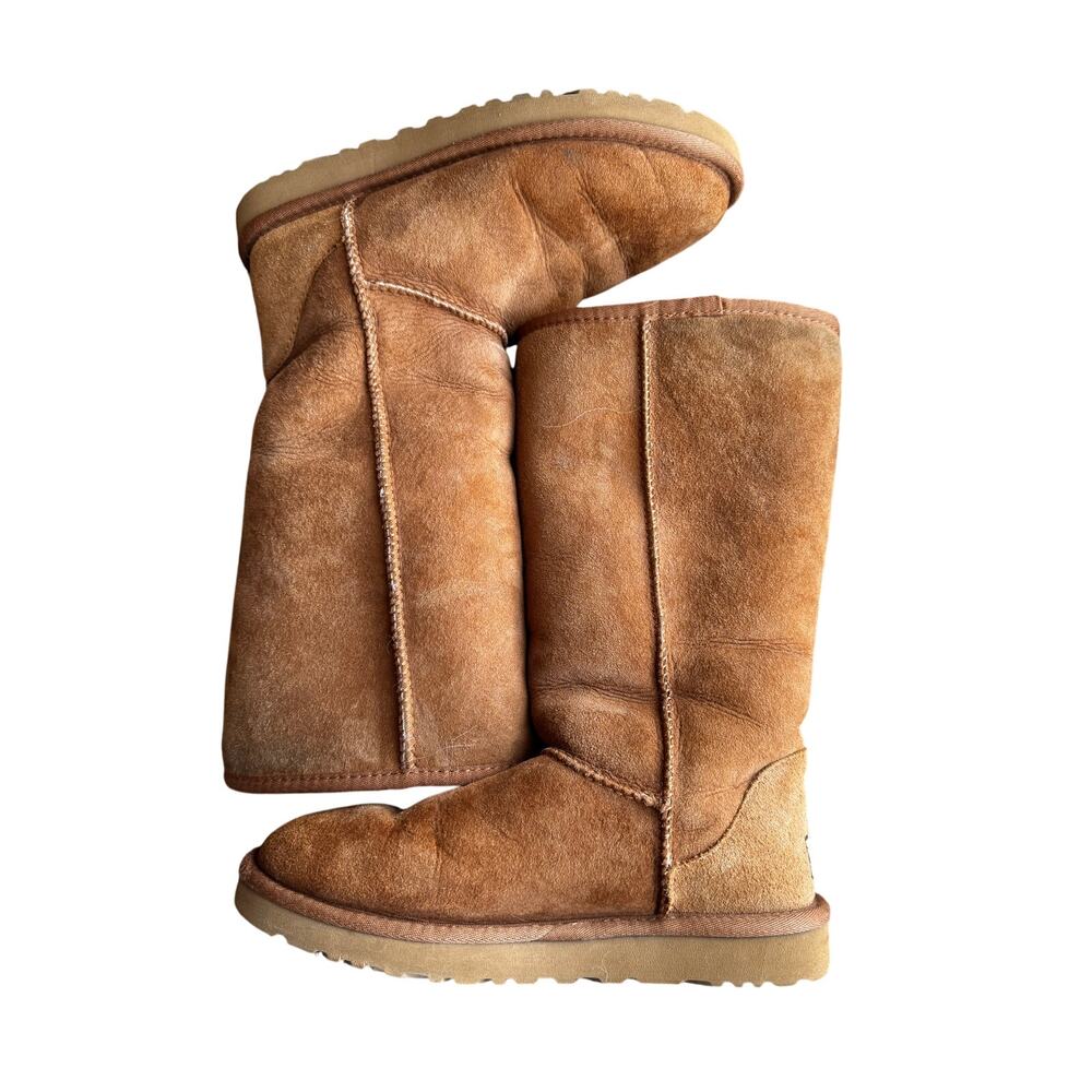 UGG Classic Shearling Boots Chestnut Suede Women’s Size 7 Winter Boots